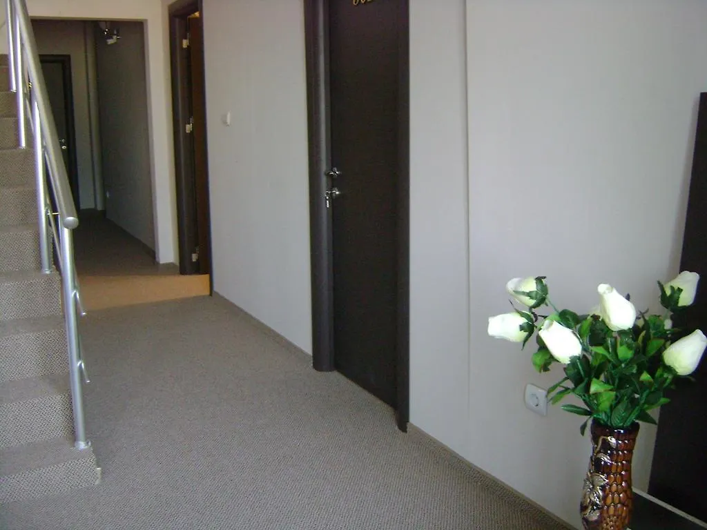 بوخارست Hotel Babilon 3*,  رومانيا